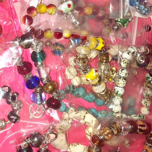 πMystery Bracelet Box 6/$10π - Picture 2 of 8